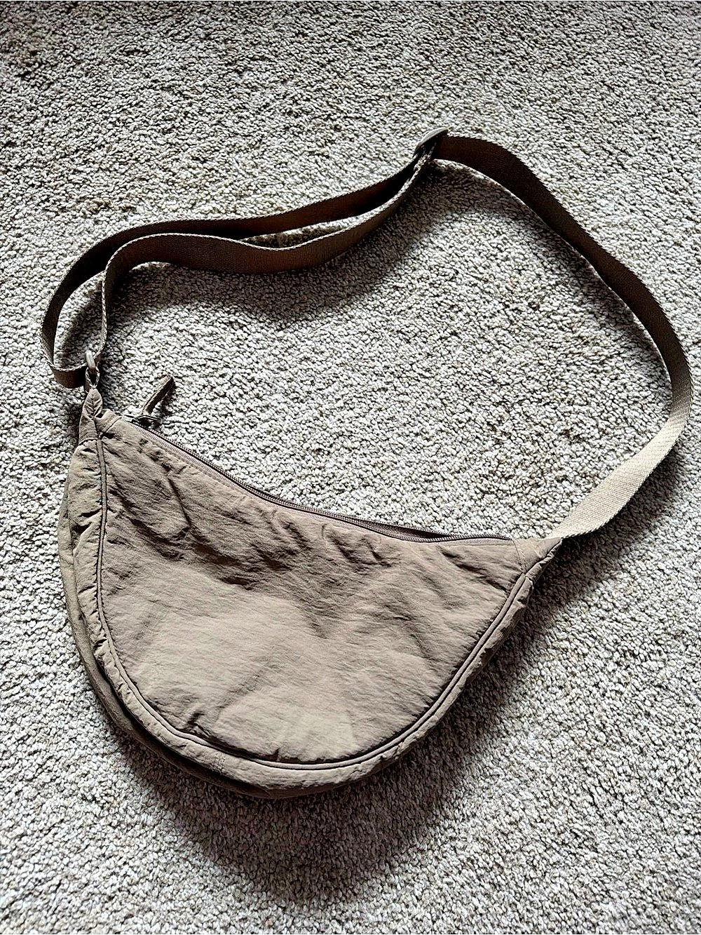 Uniqlo Round Mini Shoulder Bag Brown